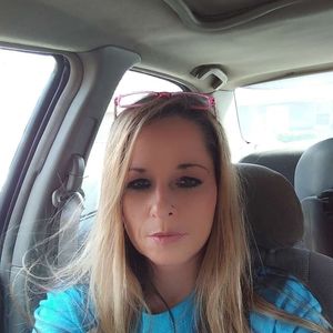 Meet your Posher, Stacy